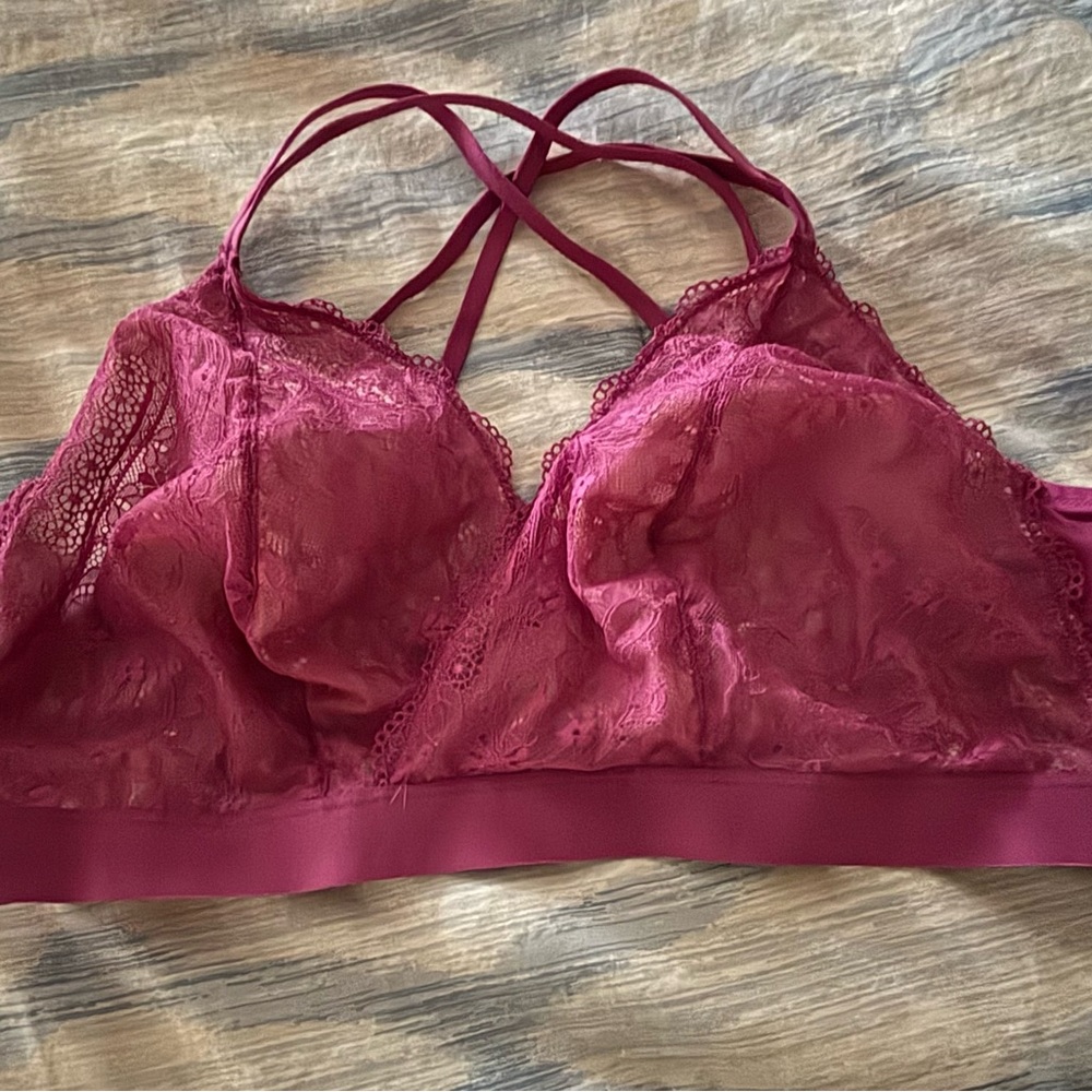 Lace Bralette in Berry